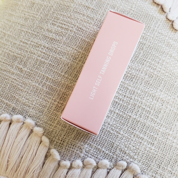 ☀️ISLE OF PARADISE light self tanning drops - Picture 3 of 3